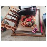 Picture Frames / Wall Shelves / Holiday Decor