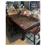 Kitchen Table w/ 5 Leafs