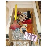 Flat of Plunger / Decor
