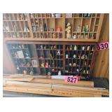 Wall shelf & Trinkets