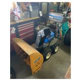 Cub Cadet 826 4 x 4 electric start snowblower