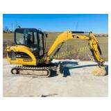 CAT 302.5 Mini Excavator