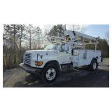 1998 Ford F800 Derrick Digger Truck