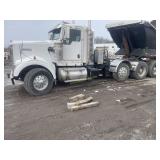 2007 Kenworth W900 Tri Axle Day Cab Semi Truck