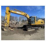 2005 John Deere 200C LC Excavator
