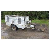 John Deere 185 PPQ Pull Behind Air Compressor