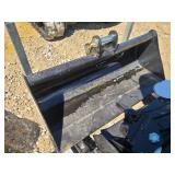 New/Unused Excavator Attach 800mm Bucket 12EX-WD32