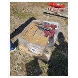 Crate (4) Stud Gunds w/ Nails