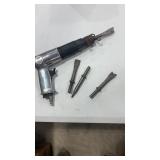 Air hammer/chisel with bits