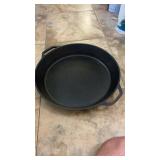 Lodge cast-iron pan, 17"