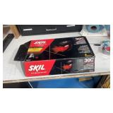 Skil self leveling crossline, laser, 30 foot