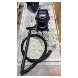 Husky portable shop vac like brand new 4 gallon 3