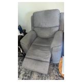 Flex steel electric reclining chair with USB port
