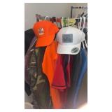 4x Hunting coats, vest, large & XL on Cardinals,