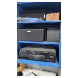 Kenwood stereo with speakers