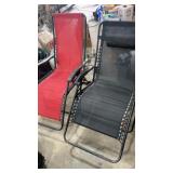 Set of reclining chairs