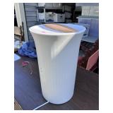 Towel warmer. Perfect for jacuzzi-time in the