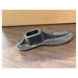 Cast iron cobbler shoe form