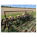 14ï¿½ square Tubing gate with wire panel insert