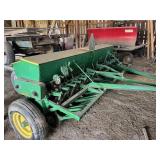 John Deere 10ï¿½ Grain drill, very good condition
