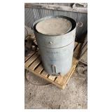 13 Gallon Chicken water