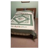 Kroehler Three-piece bedroom set, includes bed