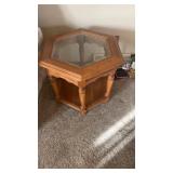 3 end tables & 2 lamps