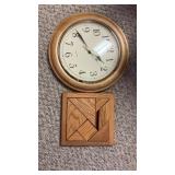 Quartz clock and wooden puzzle
