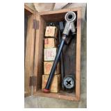 Pipe threading equipment