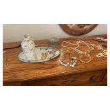 Porcelain trinket box, costume, jewelry,