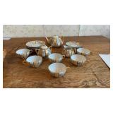 Childrenï¿½s tea set. Marked Japan