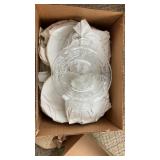 Glass plates and oval bowls