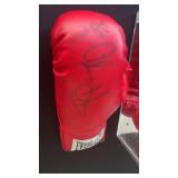 Everlast boxing glove in case signed by Joe