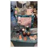 Vintage kitchenware, including salt and pepper,