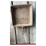 Square cast-iron skillet