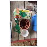 Four planting pots ceramic pot, flex hose, and