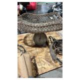Scale with basket