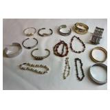 (15) womenï¿½s bracelets