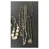 (7) ladies very nice costume jewelry. (1)