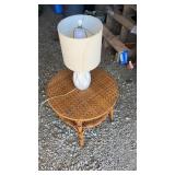 24 in wicker table with lamp