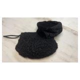 Vintage Womenï¿½s Muff Handbag and matching hat