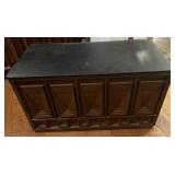 Wood Look Storage bench with faux leather top