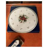 Large lot of Christmas pottery, dish set, small