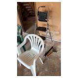 Three plastic patio chairs, folding step ladder