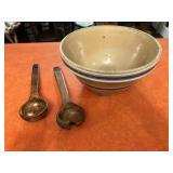 Vintage large Oven Ware "14" Pottery Bowl USA on