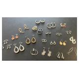 Jewelry large lot of earrings
