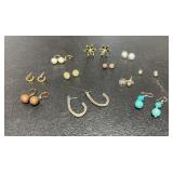 Lot of nice ladies earrings pierced
