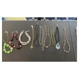(11) Ladies Necklaces & Chains
