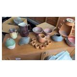 Stoneware and pottery, some chips on certain