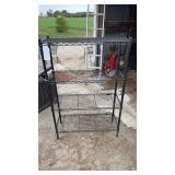Metal shelving unit